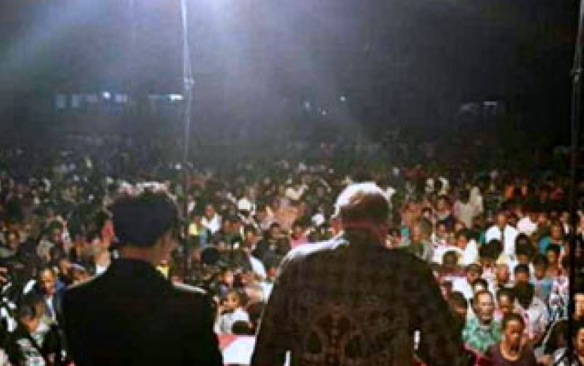 唐崇榮牧師抱恙完成印尼兩場佈道接觸近萬人