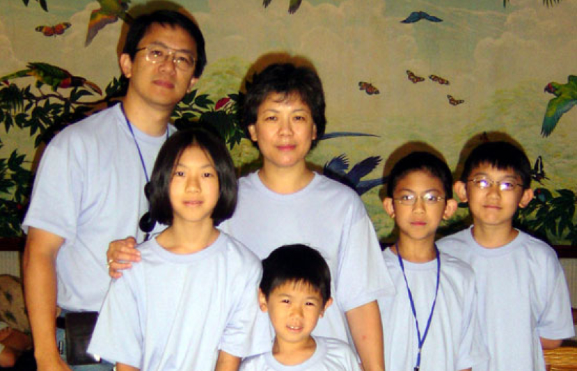 滕近輝牧師幼子滕磐華追憶父親