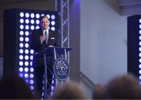 福音派牧者：性傾向治療「膚淺」救贖比修理更重要