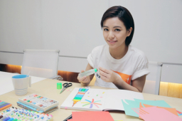 楊祐寧、宋芸樺啟程前往瓜地馬拉關懷貧困兒童 手繪「台灣特色集」拼貼繪本 將發揮戲胞