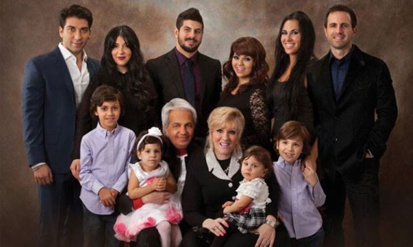 辛班尼侄子揭家族奢華生活 譴責「成功神學」嚴重扭曲