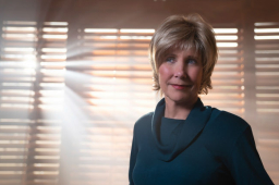 《輪椅上的畫家》瓊妮癌症復發：上帝深愛我