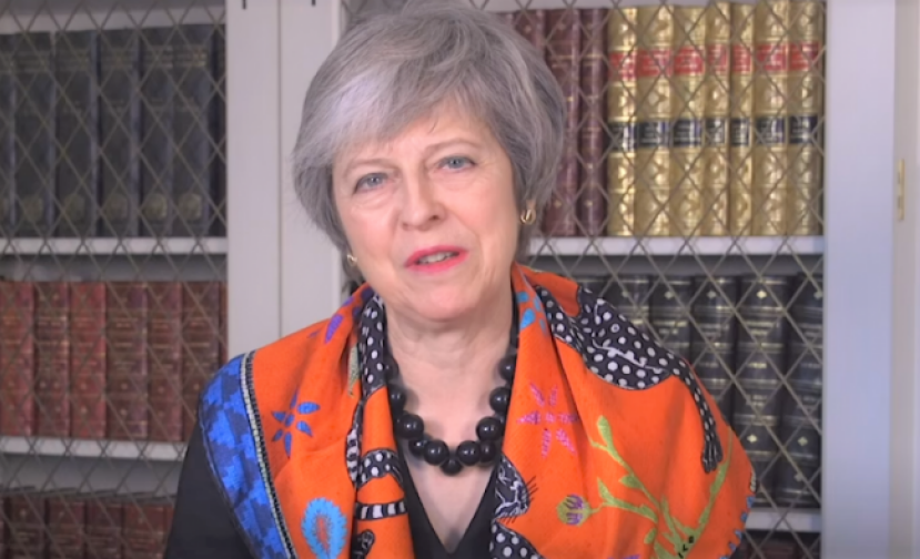 英首相文翠珊憶童年 父親牧會教區成長