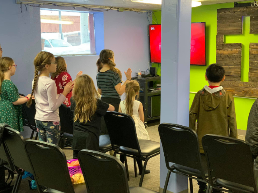 美國7成教堂重開 新冠病毒防護措施成疑