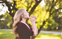 美國民調：五成多基督徒靠行善積德上天堂