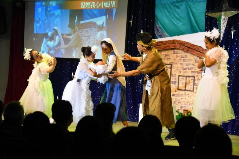 士林靈糧堂〈浩瀚星空下―祢愛故我在〉跨代合唱 原創聖誕劇疫情送暖