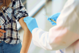 宗教團體討論疫苗倫理 醫生籲防止病毒異變宜接種