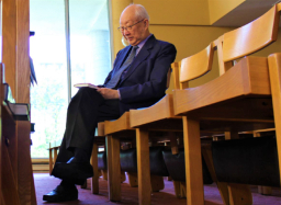 著名華人牧者麥希真今晨離世 留話勉信徒「知恩、感恩、報恩」