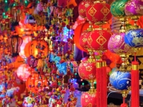 新春國內教會展社關：探訪痳瘋村 油米送貧苦 為長者施洗