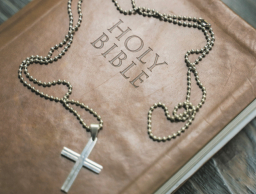 委內瑞拉兇徒闖戒毒中心 疑損利益迫脫癮者食聖經