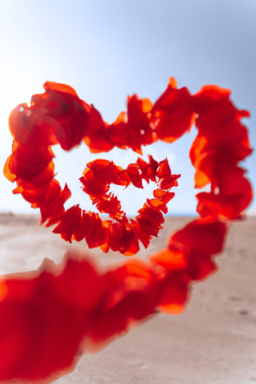 性成癮離婚率達五成 心理學家：色情扭曲愛