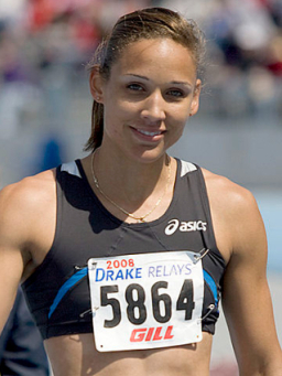 跨欄女選手瓊斯 金牌夢碎上帝微聲 「妳在這裡」