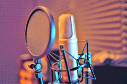 環球電台新總幹事8月履職：時代變遷負擔依舊