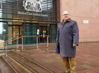 牧師街頭傳教遭票控 案件被駁回高呼勝利