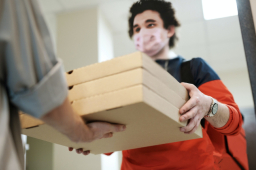 五一勞動節 工委會關注食物送遞員權益