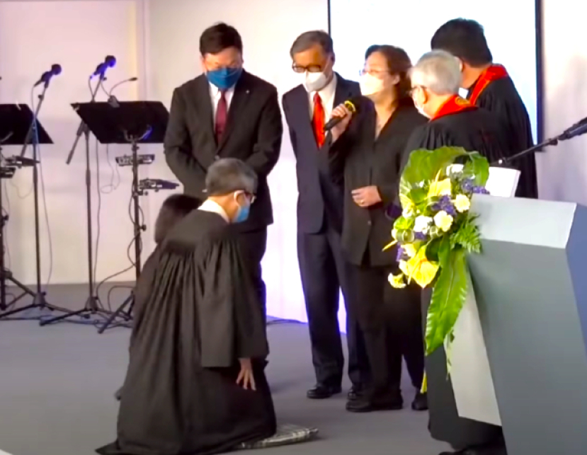 屈偉豪院長受按為牧師 矢志：怎能不為主活