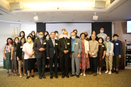 基督教天主教合辦藝展 籲緊張時代重拾心靈和諧