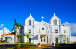 日本白之家教會 童話堡壘照耀上帝寬恕之愛