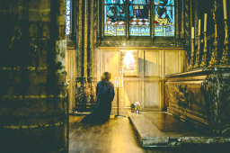 19歲中國基督徒的非凡旅程：從骨癌到全職牧師