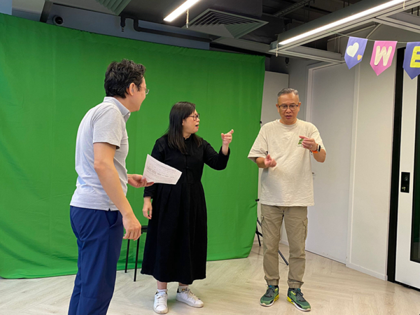 《馬可福音》手語翻譯 16位聾人「視覺讀經」衝破語言障礙