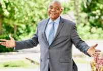 「拳擊傳教士」喬治·福爾曼辭世：從拳擊場到教堂傳奇故事永不落幕！