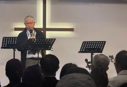 港台牧者為宏福苑祈禱 何志滌牧師提心靈重建「五重奏」