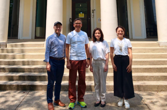 本報訪問團參觀夥伴媒體事工Kenosis Media及The Christian Post大樓