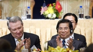 Lawmakers Question Vietnam Human Rights
