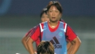 China's Woman Soccer Star Endorses Bible