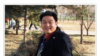 Chinese Pastor Makes Case for House Churches, Writes to the President