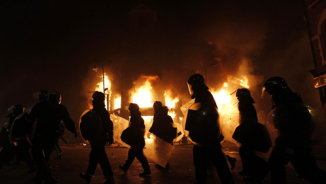 London Riots: Looting, Fires, Police Officers Attacked