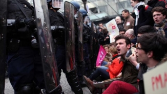 French Gay-Marriage Opponents Claim Revolutionary Label ''French Spring''