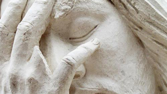 Man Decapitates Statue of Jesus Christ, Cites Bible's 'First or Second Commandment'