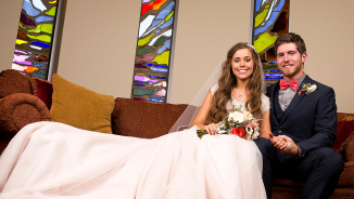 Jessa Duggar and Ben Seewald Wedding Picture; Shock Guests With Non-Traditional Wedding