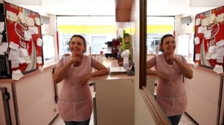 Brazil's 'New Middle Class' Struggling as Economy Continues to Plunge