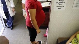 ACLU Accuses Catholic Hospital of Failing to Provide Appropriate Care to Pregnant Woman 