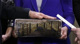 Bible Quotes Once Filled Newspapers, Indicates Professor’s New Computerized Tool 