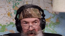 ‘Duck Dynasty’ Star Phil Robertson dies at 79