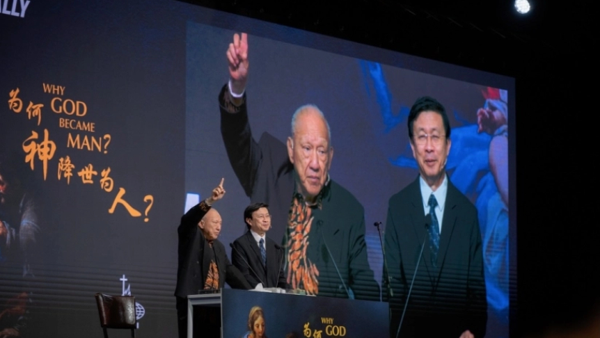 85-Year-Old evangelist Stephen Tong leads 16 Christmas gatherings across Asia, preaching salvation