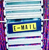 Google 免費電郵Gmail容量升至2GB 又一次打破電郵市場的沉寂
