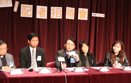 「相﹖唔想睇！」各界談不雅照片對青少年影響