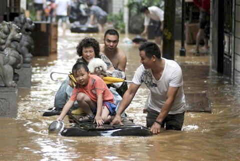 中國南方暴雨禍及4,000萬人 愛德基金會呼籲救災
