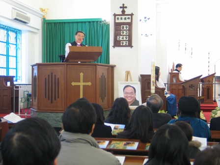 潘Sir悄悄地走了 留下了愛與榜樣