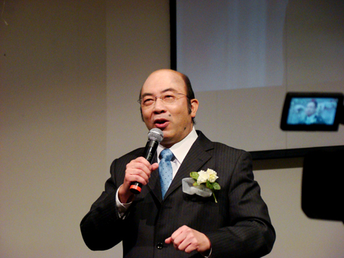 吳振智牧師主持溫哥華夫妻節 勸丈夫學習「愛妻五原則」