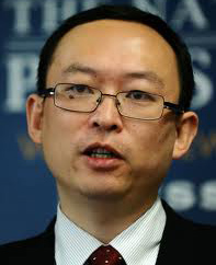 余杰專訪（一） 走進公共空間 用筆見證福音