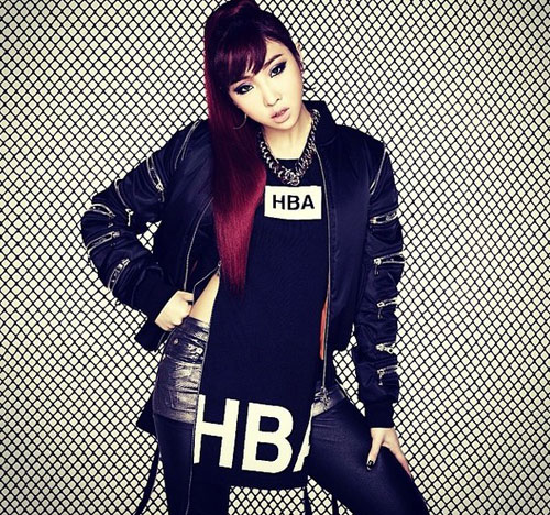 當紅韓女星2NE1孔敏知入讀神學院
