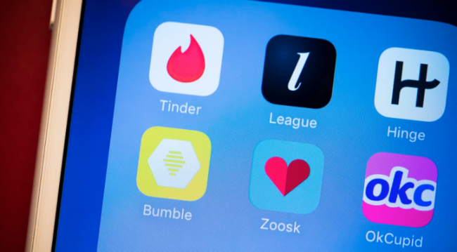 四分一TINDER用戶已有戀人 更易有社交病態