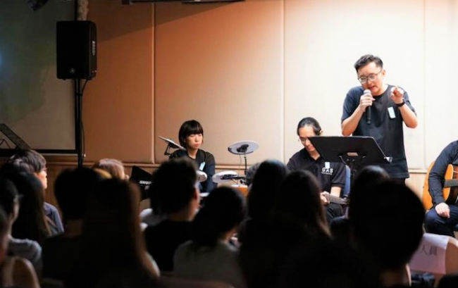 漂流教會「Flow Church」 牧養流離信徒結成果