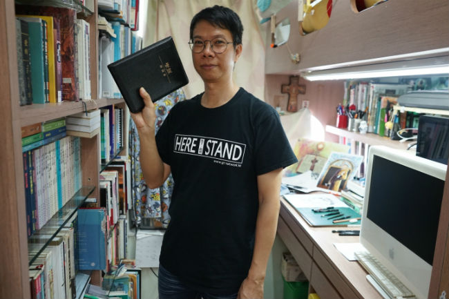 輟學小子搖變漫畫家 專訪亞澍：閱讀讓信仰前進