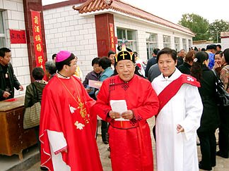 中國阻百歲地下主教舉葬 喪事修例禁高聲讀經唱詩
